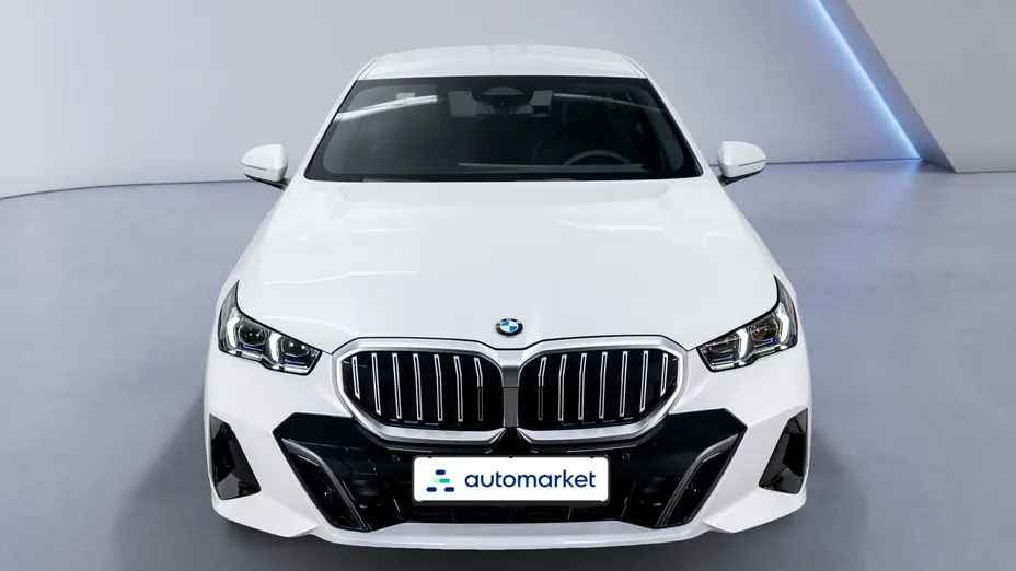 BMW Seria 5 520i mHEV M Sport aut Nowy