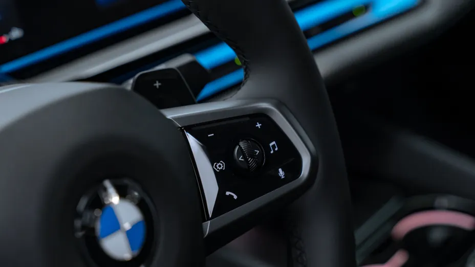 BMW Seria 5 520i mHEV M Sport aut Nowy