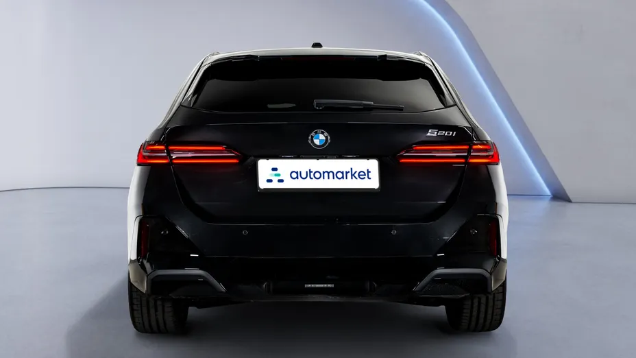 BMW Seria 5 520i mHEV M Sport aut Nowy