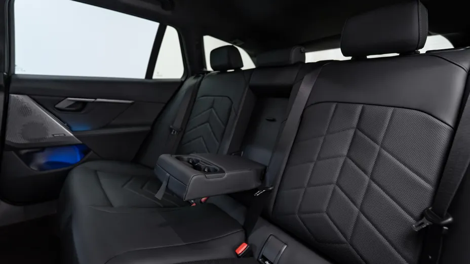 BMW Seria 5 520i mHEV M Sport aut Nowy