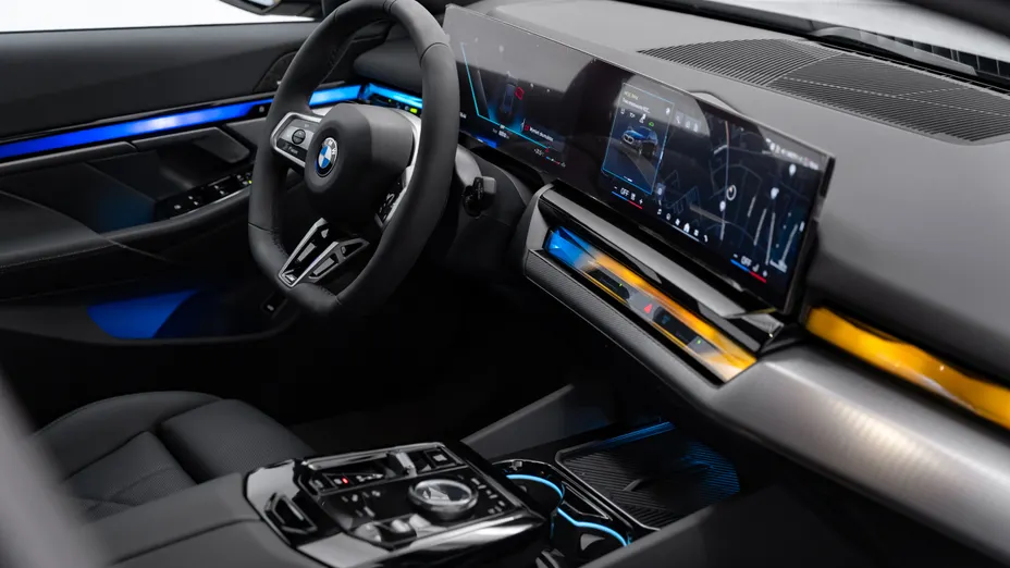 BMW Seria 5 520i mHEV M Sport aut Nowy