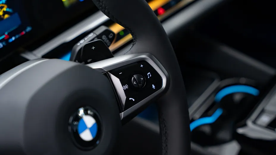 BMW Seria 5 520i mHEV M Sport aut Nowy