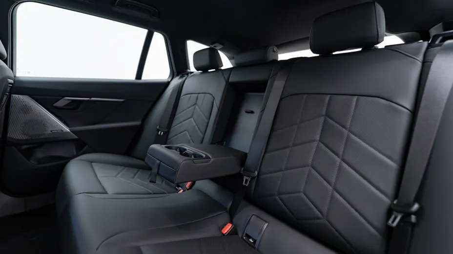 BMW Seria 5 520i mHEV M Sport aut Nowy