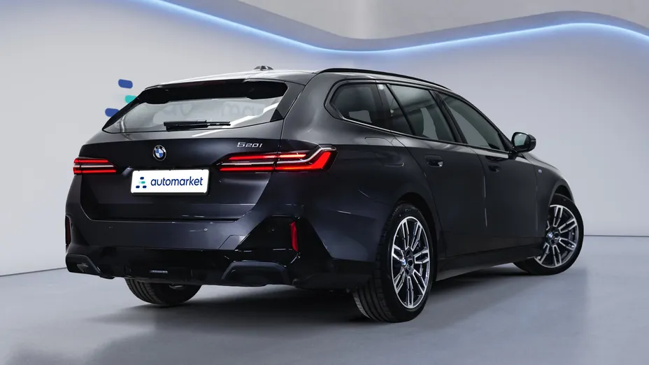 BMW Seria 5 520i mHEV M Sport aut Nowy