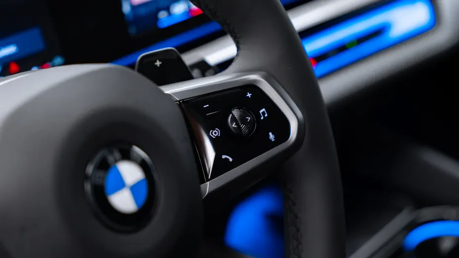 BMW Seria 5 520i mHEV M Sport aut Nowy