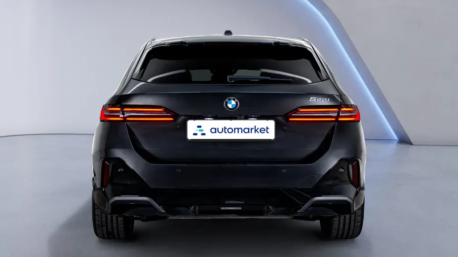 BMW Seria 5 520i mHEV M Sport aut Nowy