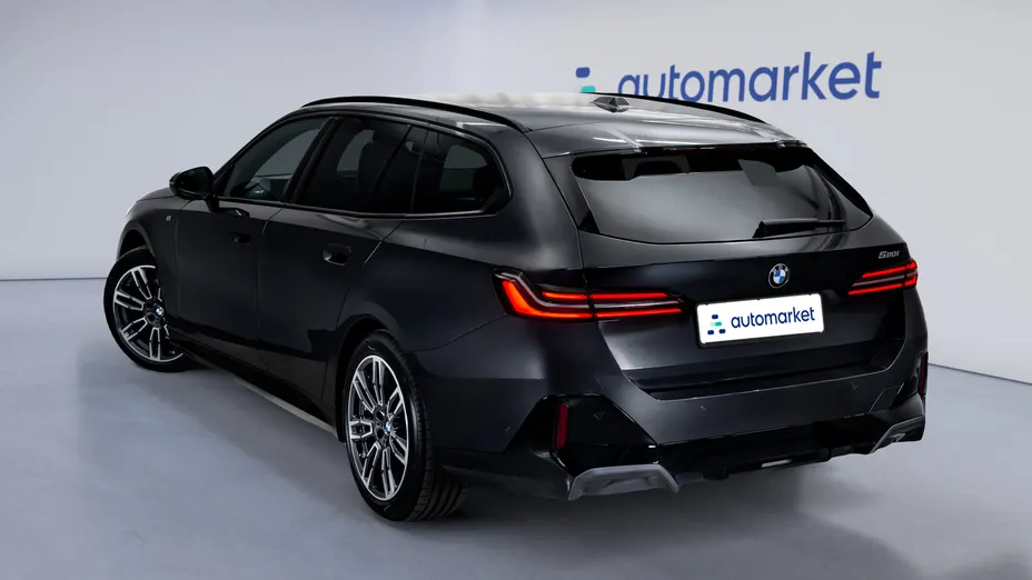 BMW Seria 5 520i mHEV M Sport aut Nowy