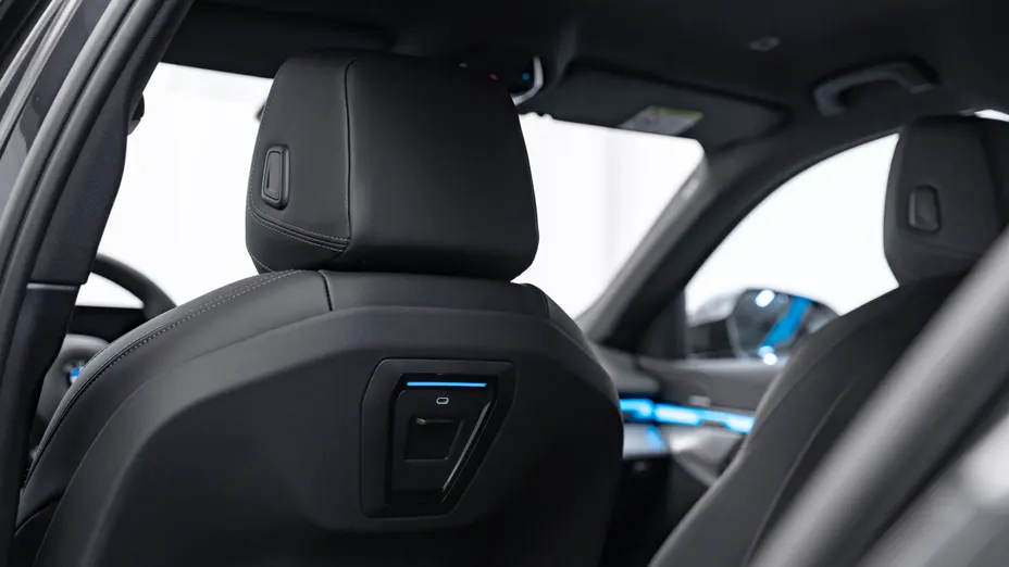 BMW Seria 5 520i mHEV M Sport aut Nowy