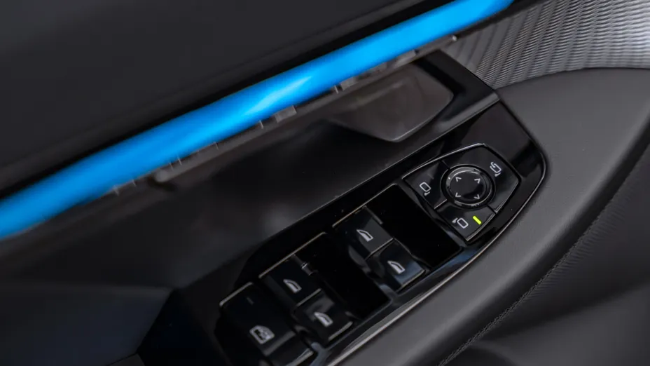 BMW Seria 5 520i mHEV M Sport aut Nowy