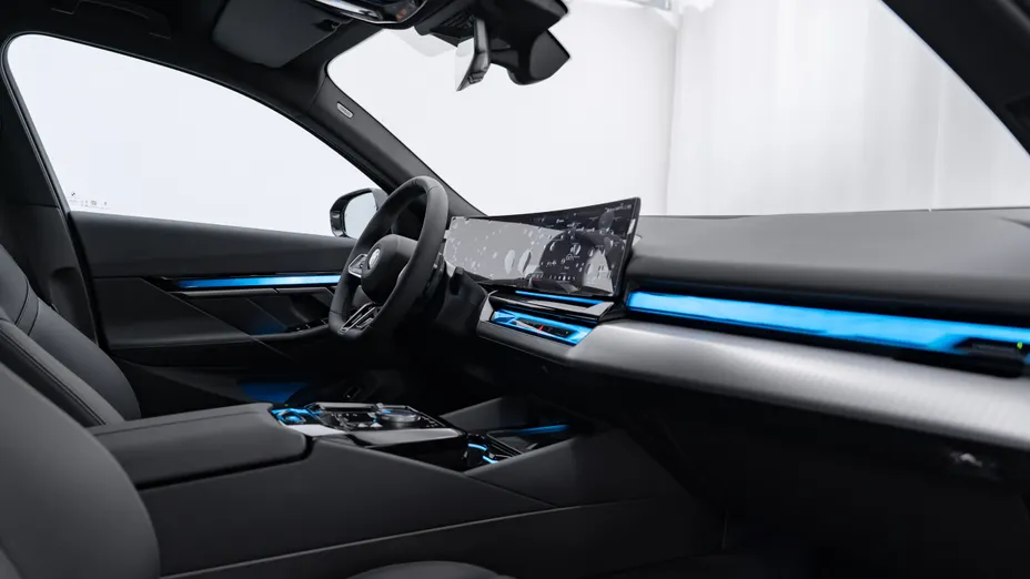 BMW Seria 5 520i mHEV M Sport aut Nowy