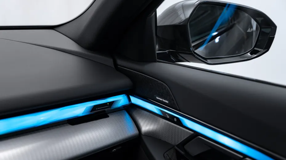 BMW Seria 5 520i mHEV M Sport aut Nowy