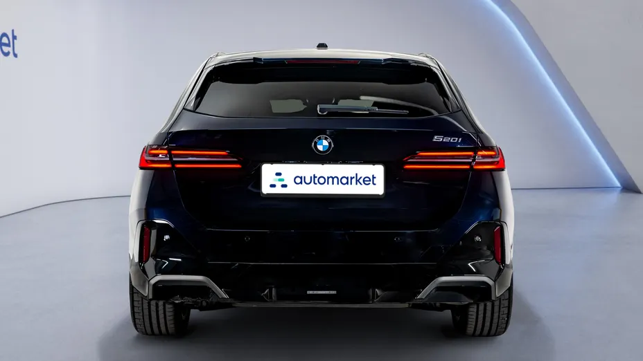 BMW Seria 5 520i mHEV M Sport aut Nowy