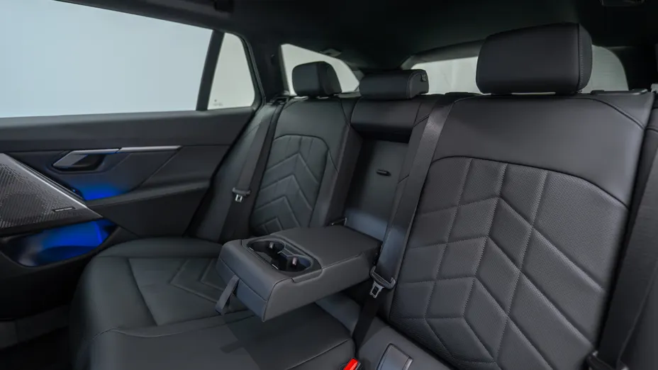 BMW Seria 5 520i mHEV M Sport aut Nowy