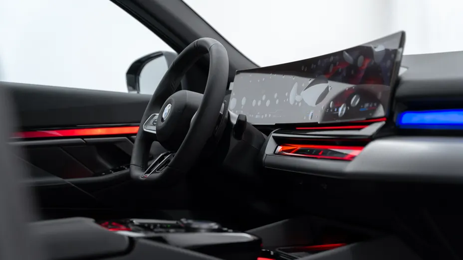 BMW Seria 5 520i mHEV M Sport aut Nowy