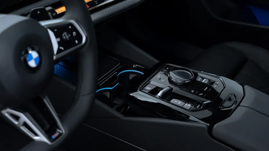 BMW Seria 5 520i mHEV M Sport aut Nowy