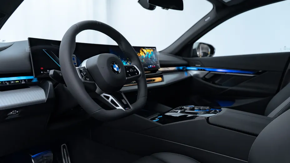 BMW Seria 5 520i mHEV M Sport aut Nowy