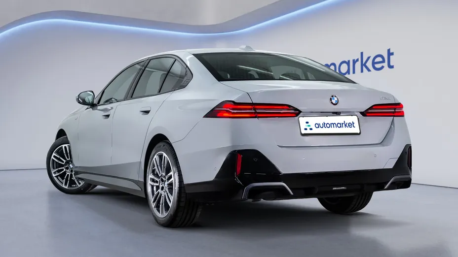 BMW Seria 5 520i mHEV M Sport aut Nowy