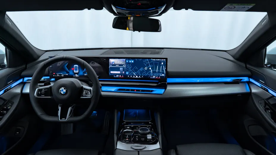 BMW Seria 5 520i mHEV M Sport aut Nowy