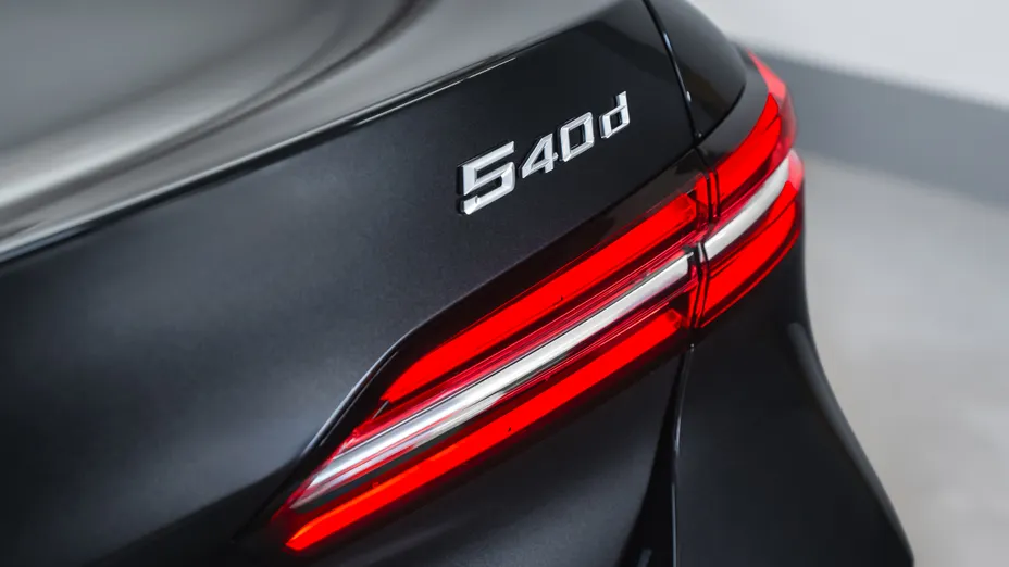 BMW Seria 5 540d xDrive mHEV aut Nowy