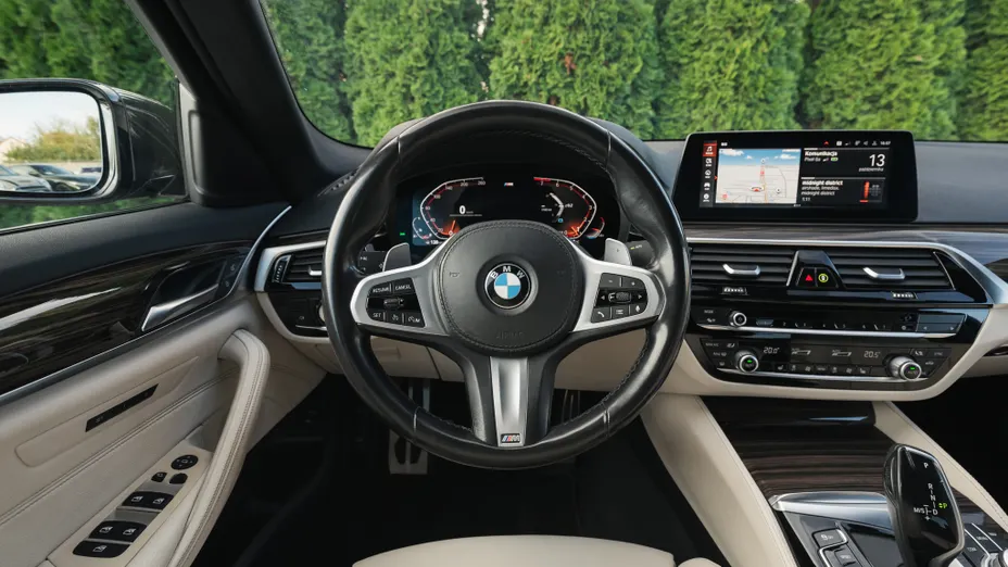BMW Seria 5 540i xDrive GPF M Sport sport-aut