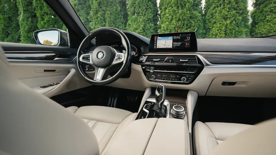 BMW Seria 5 540i xDrive GPF M Sport sport-aut