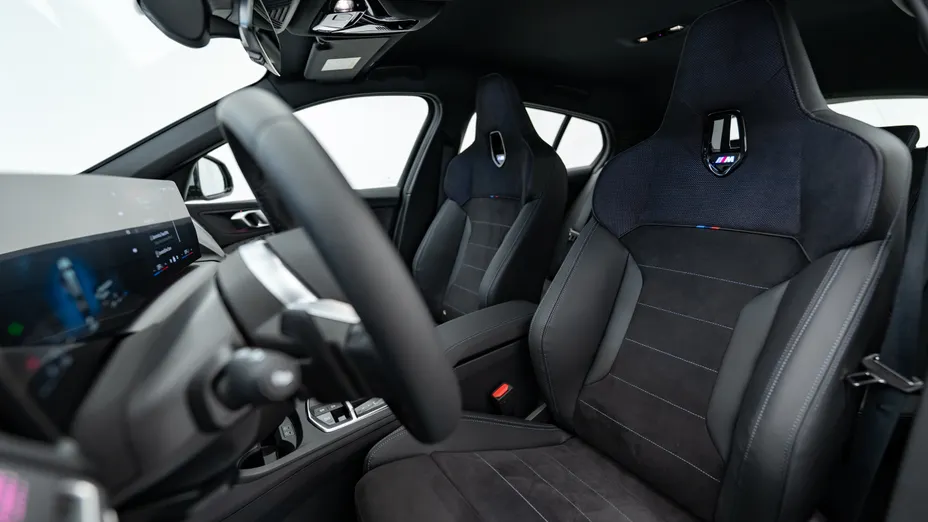 BMW Seria 1 120 mHEV aut Nowy