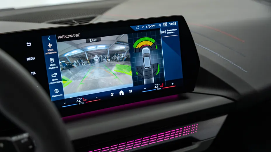 BMW Seria 1 120 mHEV aut Nowy