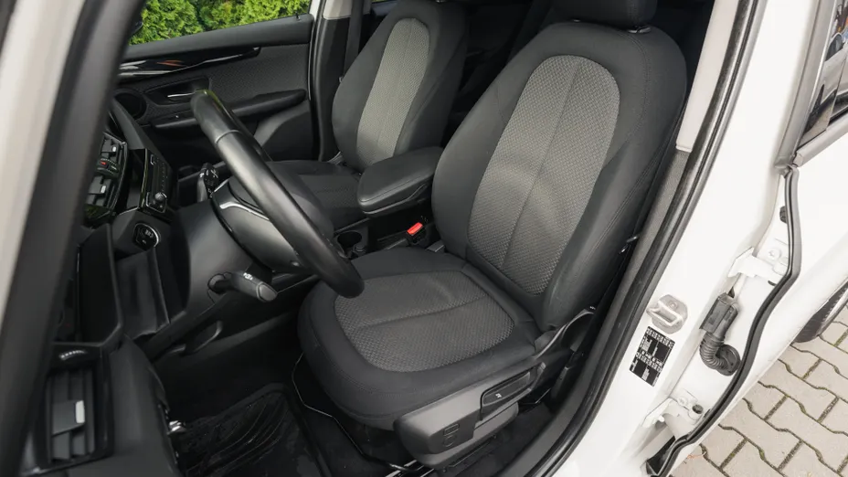 BMW Seria 2 214d GT Advantage