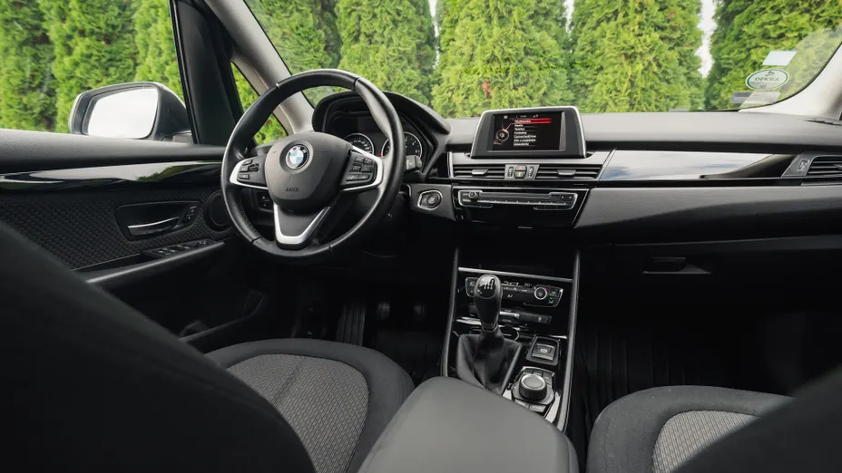 BMW Seria 2 214d GT Advantage