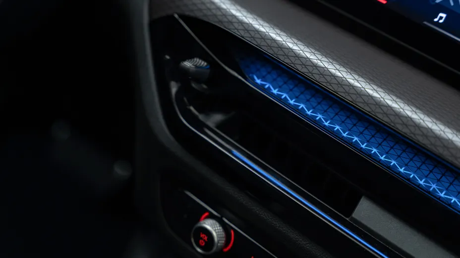 BMW Seria 3 318i M Sport aut Nowy