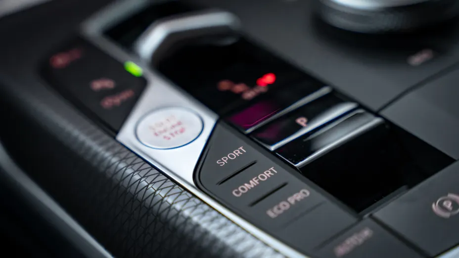 BMW Seria 3 318i M Sport aut Nowy