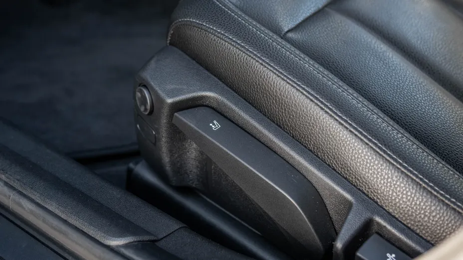 BMW Seria 3 320d Sport Line