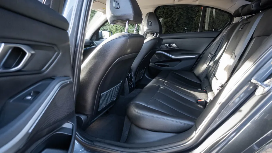 BMW Seria 3 320d Sport Line