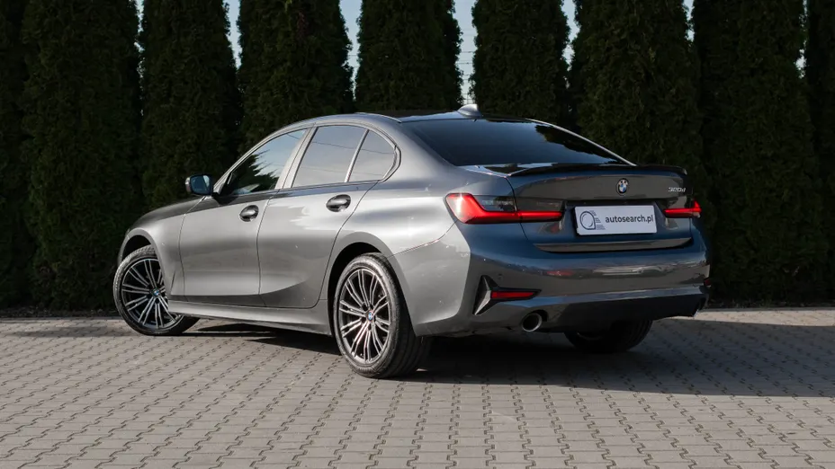 BMW Seria 3 320d Sport Line