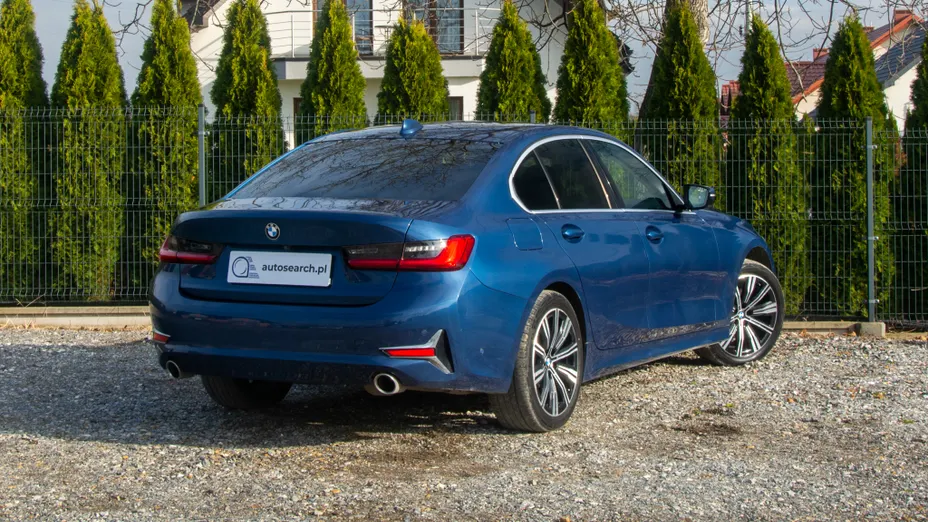 BMW Seria 3 320d xDrive Luxury Line sport-aut