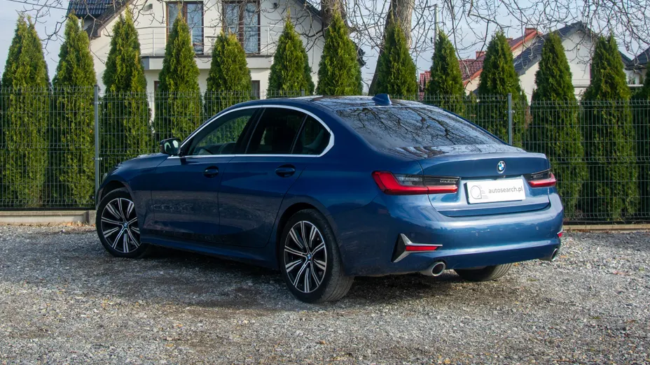 BMW Seria 3 320d xDrive Luxury Line sport-aut