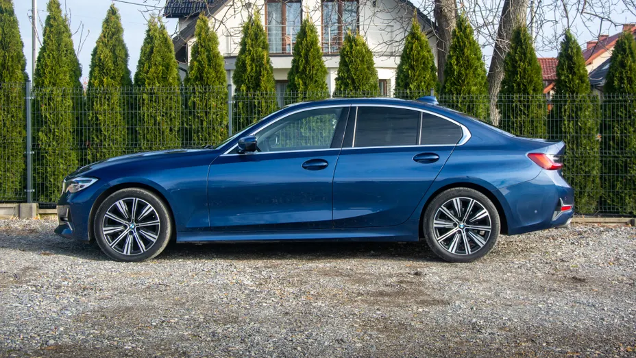 BMW Seria 3 320d xDrive Luxury Line sport-aut