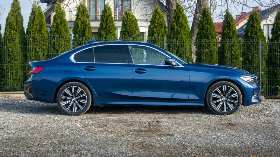 BMW Seria 3 320d xDrive Luxury Line sport-aut