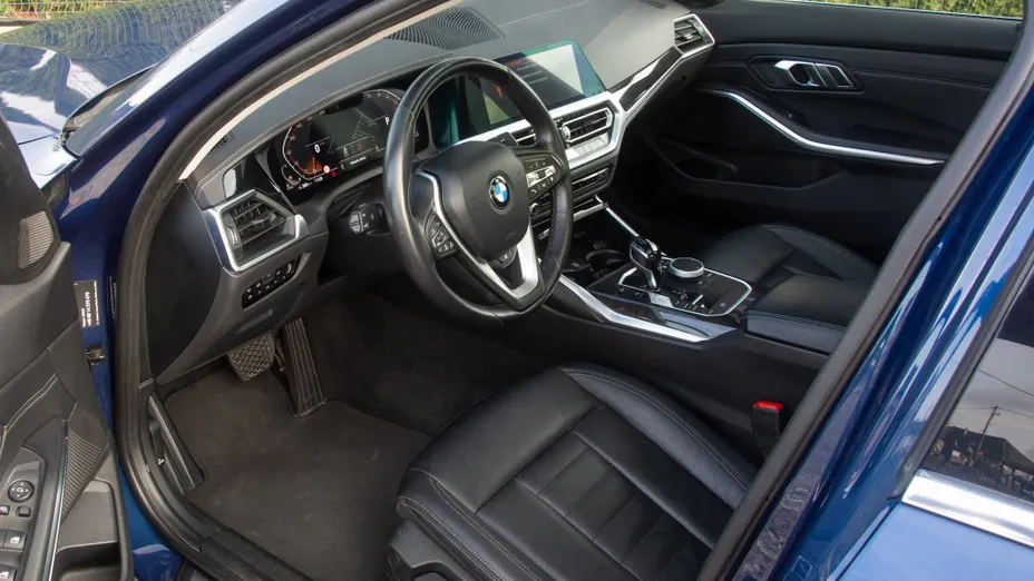 BMW Seria 3 320d xDrive Luxury Line sport-aut