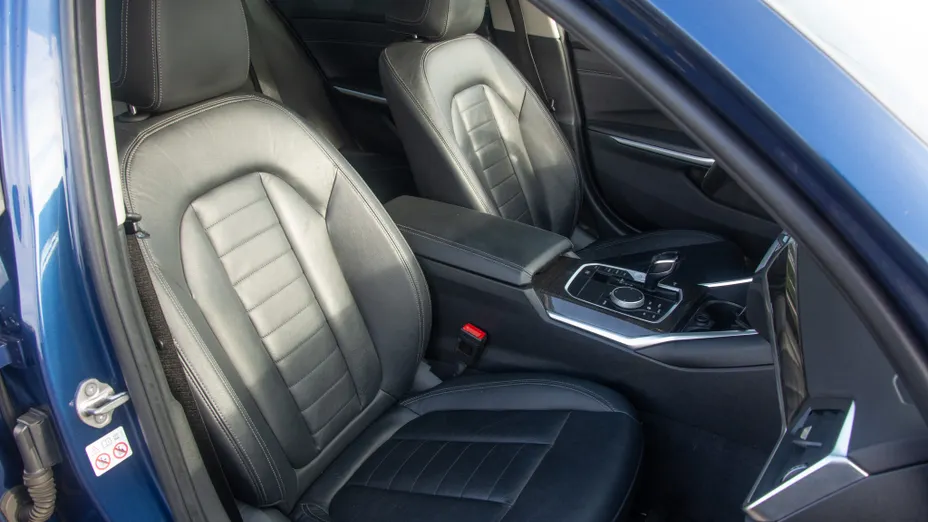 BMW Seria 3 320d xDrive Luxury Line sport-aut