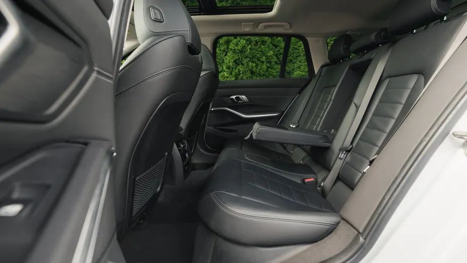 BMW Seria 3 320d xDrive mHEV Luxury Line aut