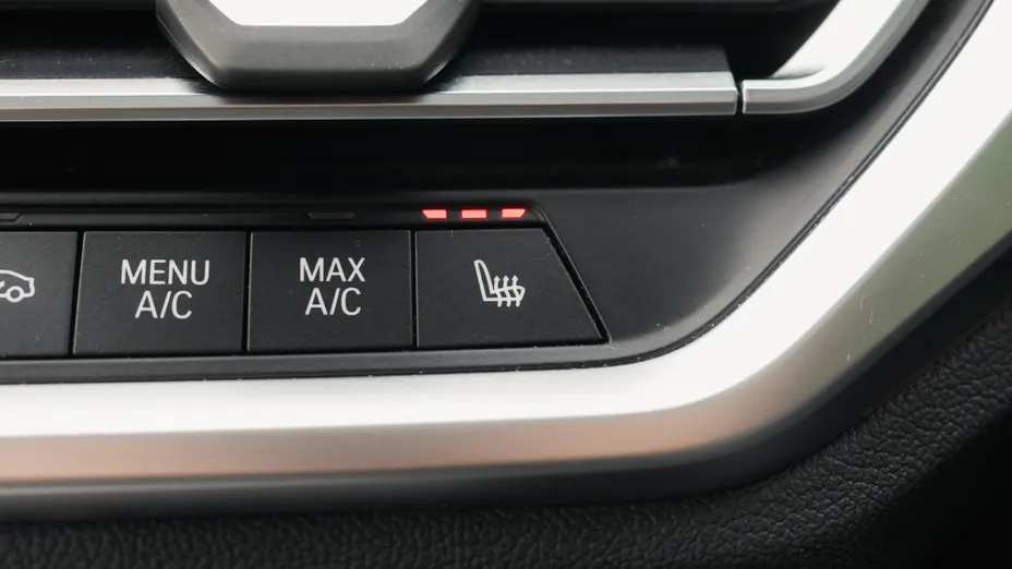 BMW Seria 3 320d xDrive mHEV Luxury Line aut