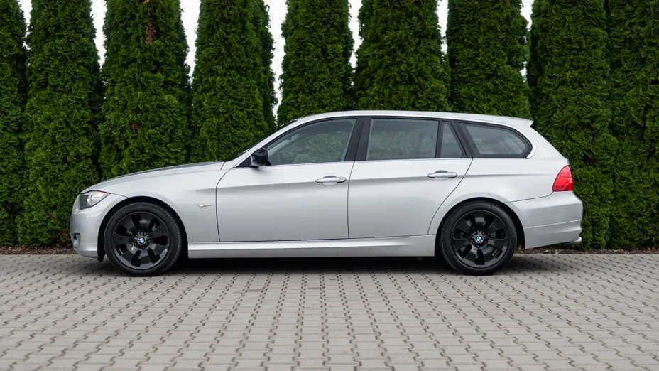 BMW Seria 3 330d xDrive aut