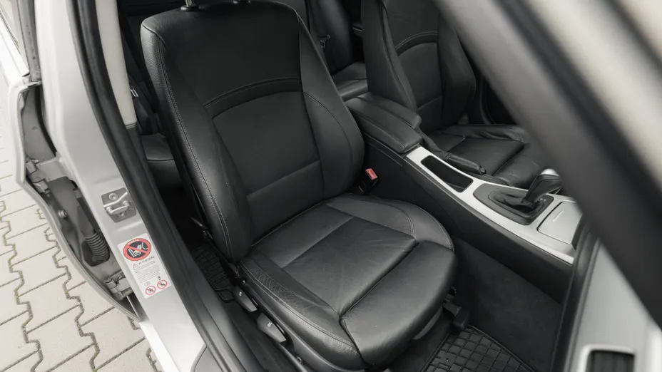 BMW Seria 3 330d xDrive aut