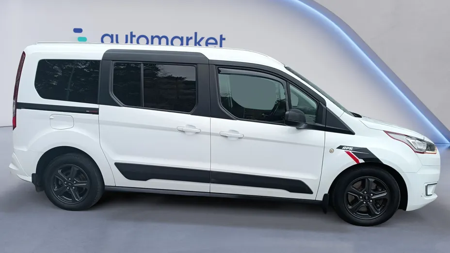 FORD Tourneo Connect Gr. Tourneo Connect 1.5 TDCi Titanium PowerShift