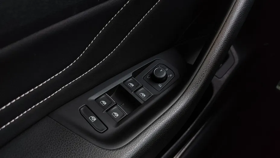 VOLKSWAGEN Arteon Arteon 2.0 TDI R-Line DSG