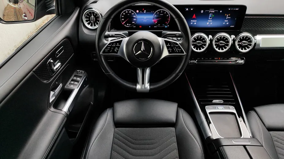 MERCEDES-BENZ GLB GLB 200 mHEV Progressive 7G-DCT