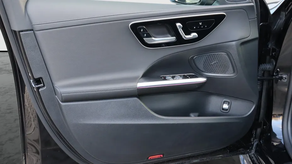 MERCEDES-BENZ C Klasa C 180 mHEV AMG