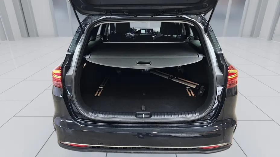 KIA Cee'd Ceed 1.6 CRDi SCR L DCT