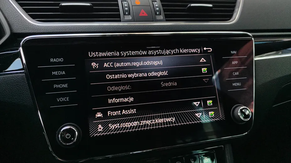 SKODA Superb Superb 2.0 TDI SCR L&K DSG